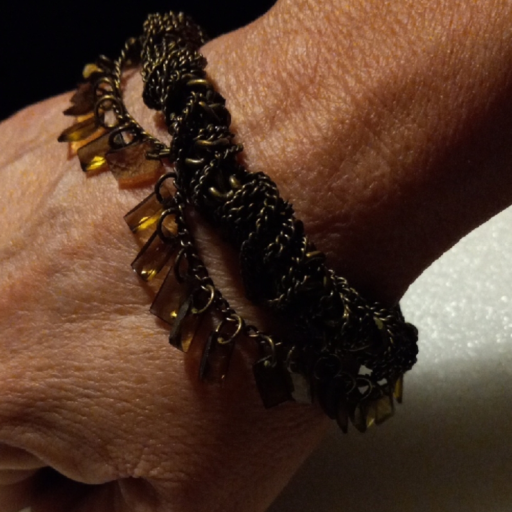 Elegant Gold and Brown Bracelet